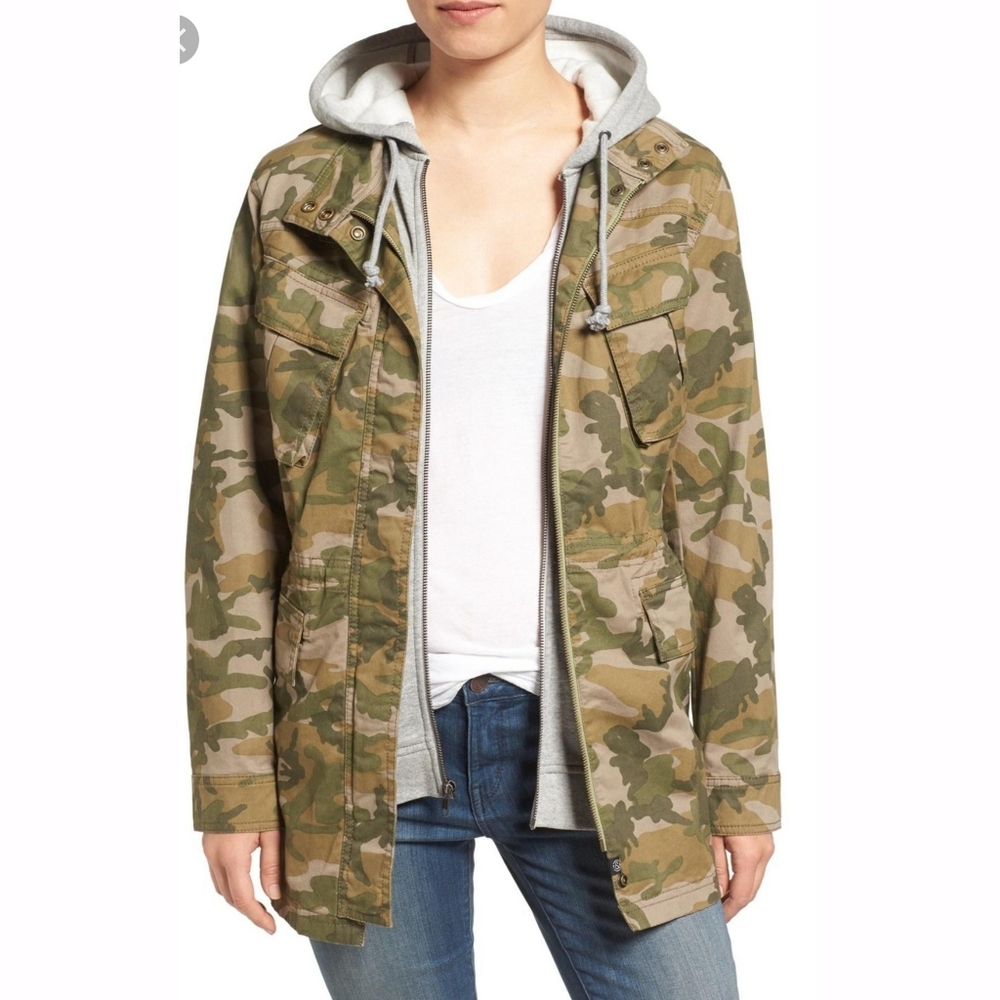 TREASURE & BOND Oversized Camouflage Jacket - Size S